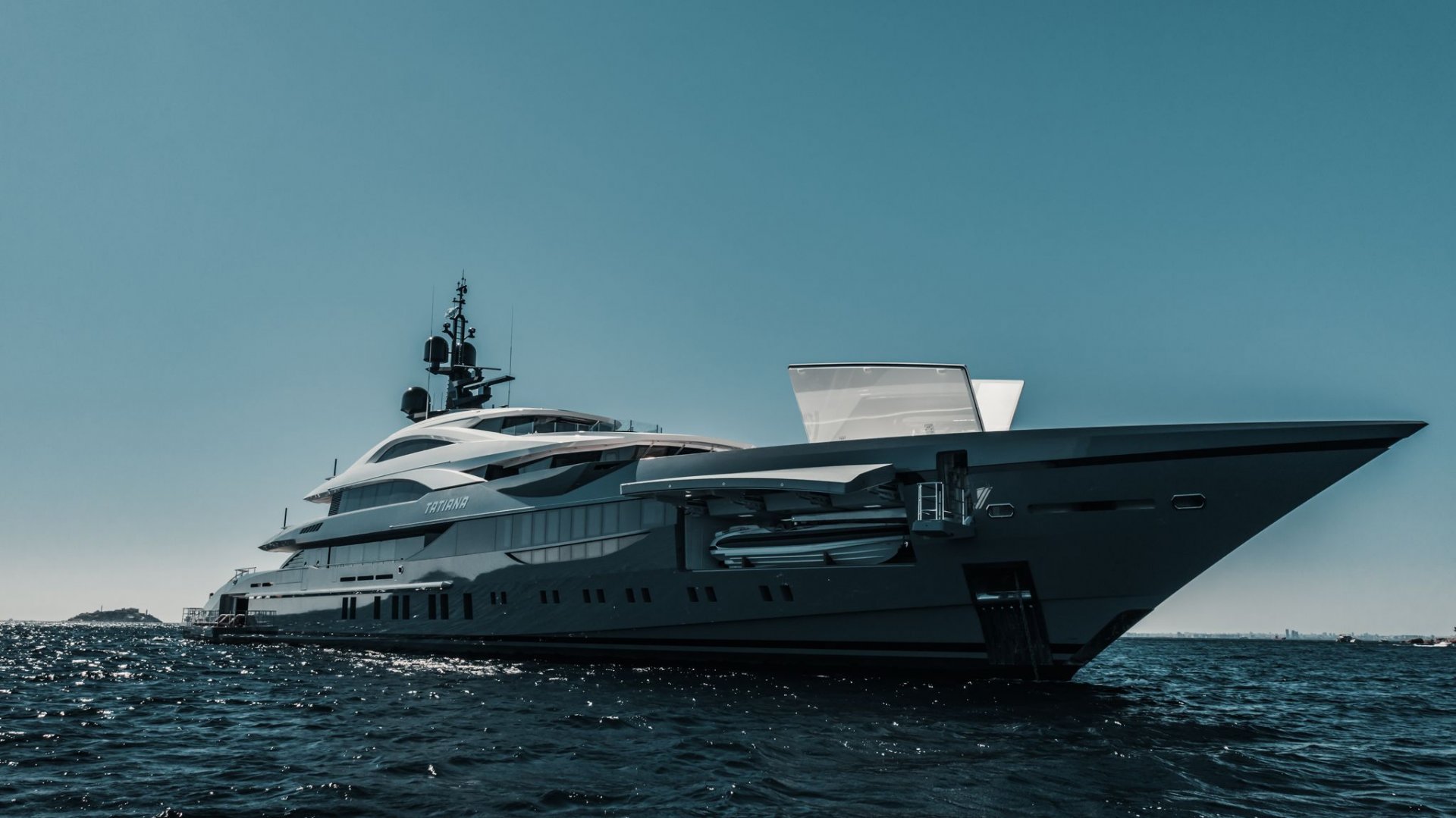 Top 5 Yachts for Sale in 2024